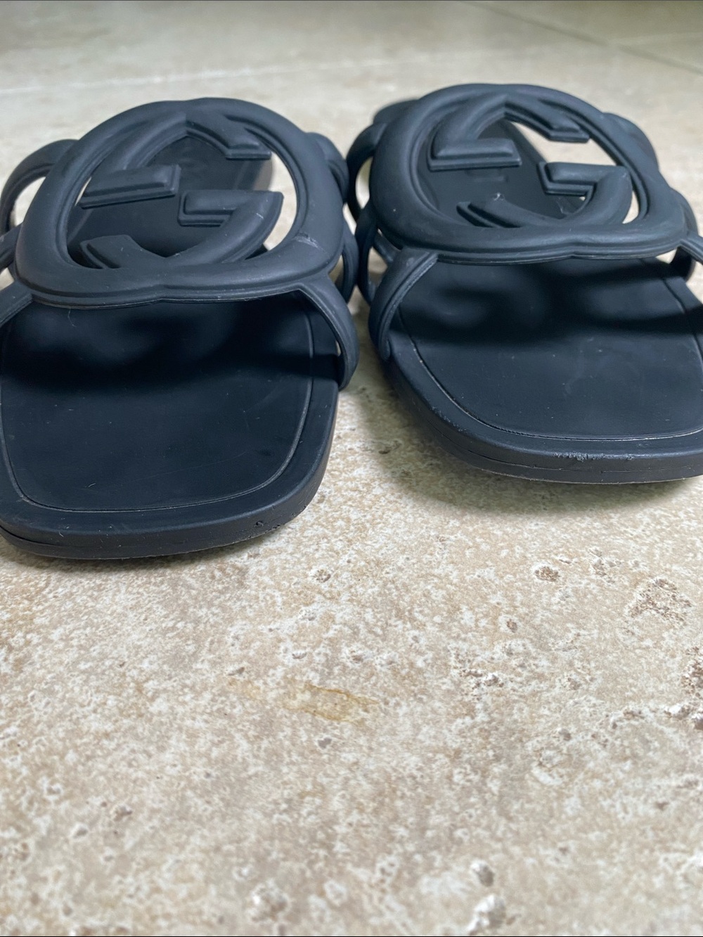 Gucci Matte Black GG Rubber Slide Sandals - Picture 16 of 16